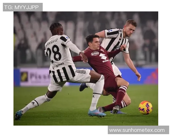 尤文图斯与都灵足球俱乐部历史对战回顾与分析